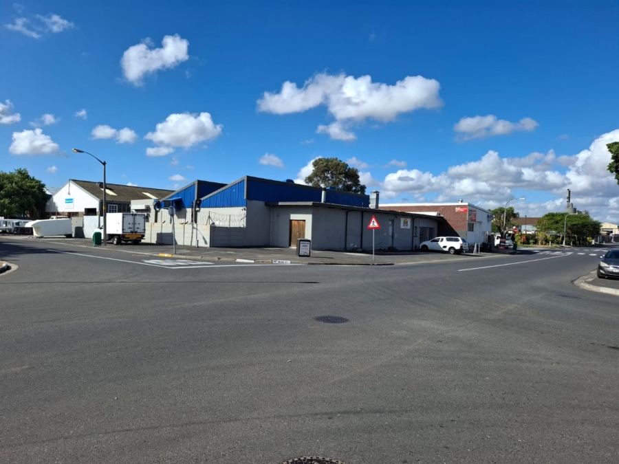 Bedroom Property for Sale in Triangle Farm Western Cape